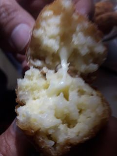 Una foto de Croquetas de arroz y papa con muzza