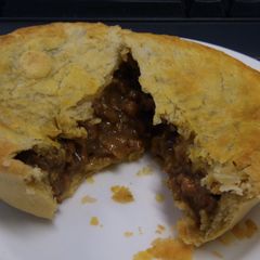 A picture of Hearty Beef Pie.