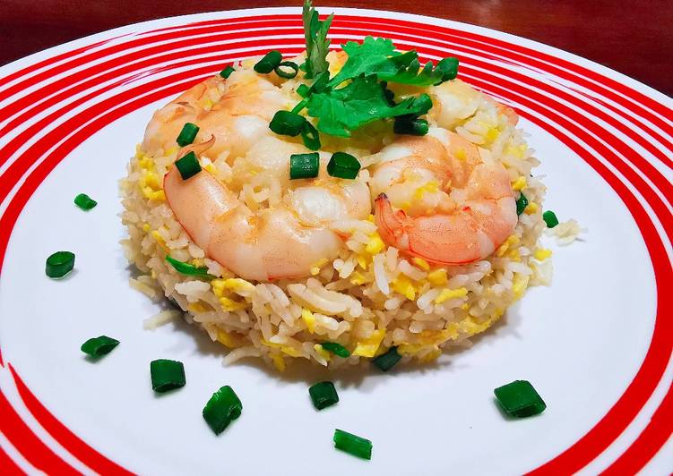 How to Prepare Perfect 蝦仁炒飯 SHRIMP FRIED RICE (INSPIRED BY DTF)