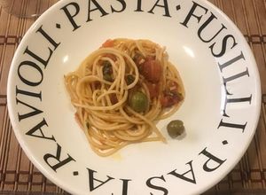 Una foto de SPAGHETTI PUTTANESCA - 2