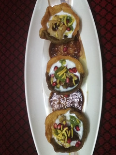 कटोरी चाट (Katori chaat recipe in hindi) रेसिपी मुख्य फोटो