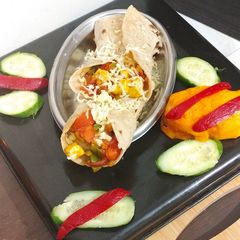 A picture of Chat Pati Chapati (wraps).