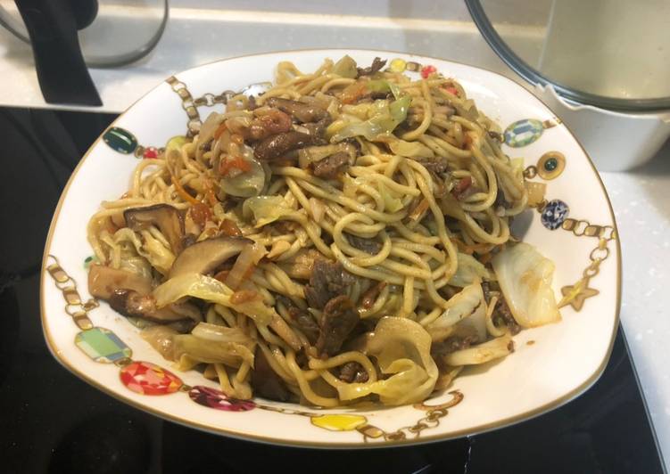 古早味牛肉炒麵