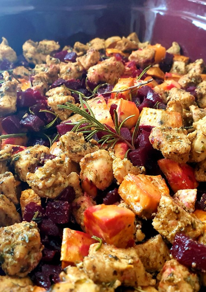 Édesburgonyás-céklás csirke 🥔🍗 recept fotója