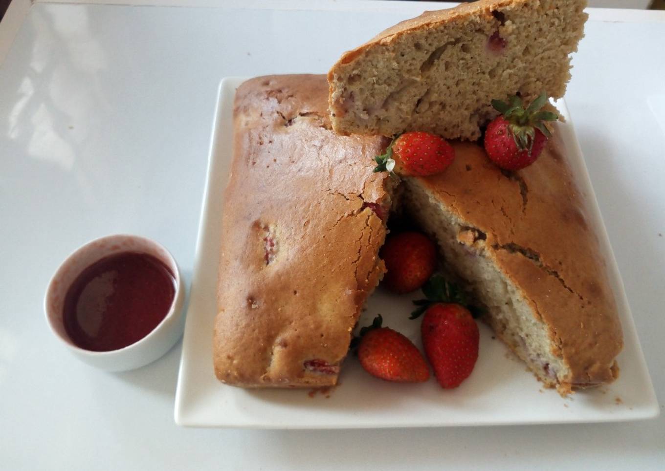 Strawberry cake
