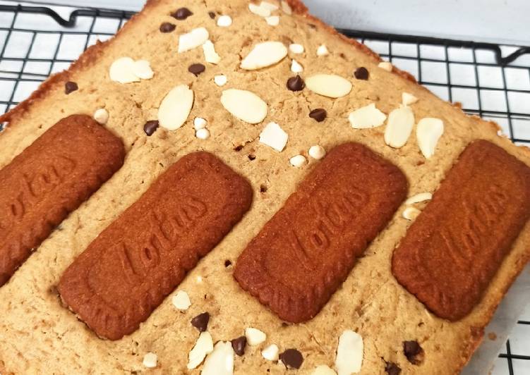 Resep Lotus Biscoff Blondies yang Lezat