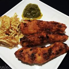 A picture of Chicken fingers.