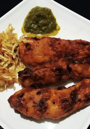 A picture of Chicken fingers.