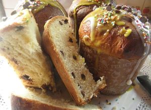 Una foto de Pan dulce navideño fácil, rápido y esponjoso