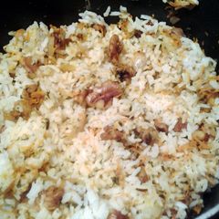A picture of walnut and herb rice.