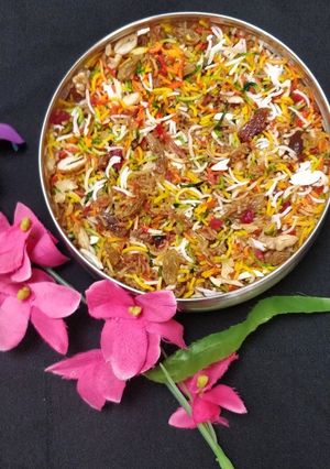 A picture of Jaggery rice.