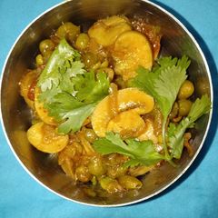 A picture of Peas and mushrooms veg.