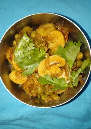 A picture of Peas and mushrooms veg.