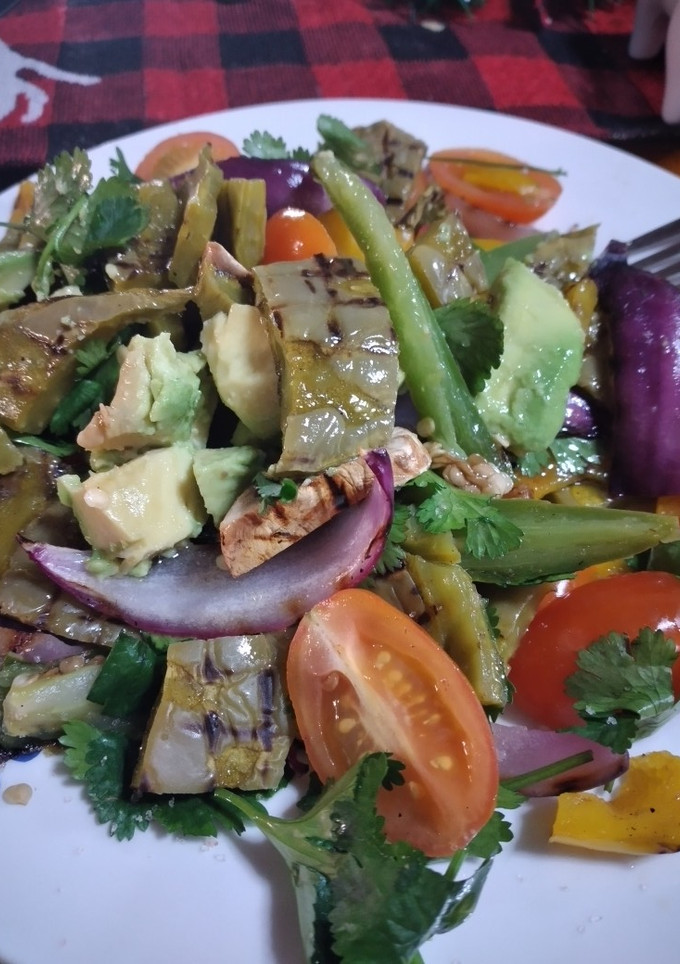 Una foto de Ensalada de nopales asada