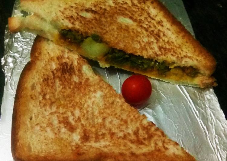 Step-by-Step Guide to Prepare Any-night-of-the-week Leftover Sabji Sandwich