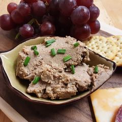 A picture of Dad's Chicken Liver Pâté.