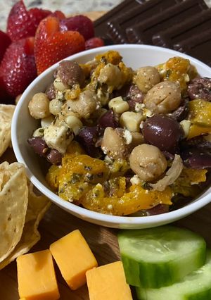 A picture of Easy Olive salad.