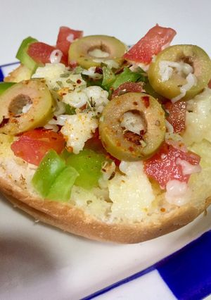A picture of Open sandwich.