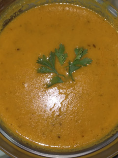 A picture of Lentil soup in coconut milk.