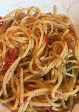 A picture of Spaghetti with Capers, Mushrooms & Tomatoes.
