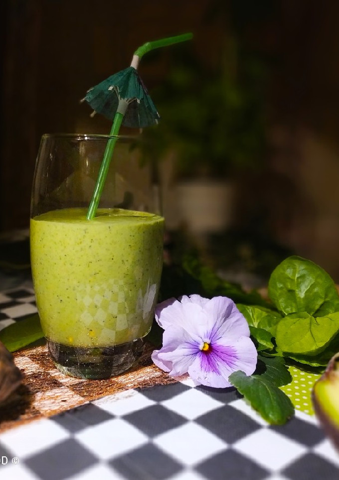 Una foto de Keto-Batido Proteico "VerdequetequieroVerde" a la Menta