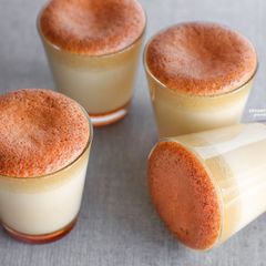 A picture of Castella Caramel Pudding.
