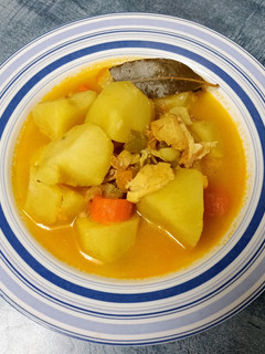 Una foto de Patatas con migas de bacalao