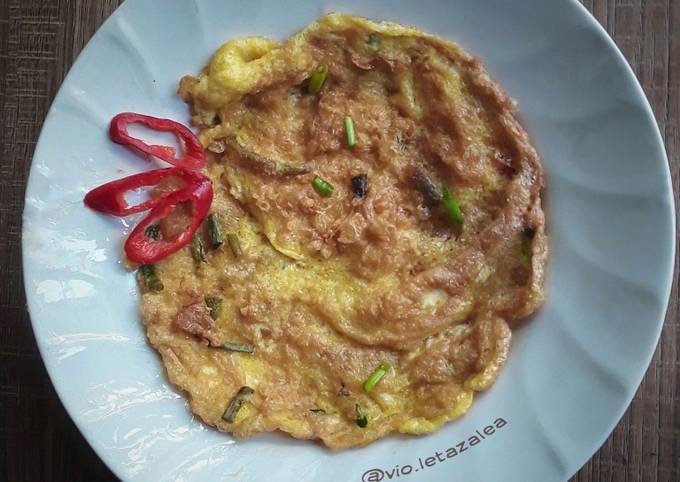 Telur Dadar Crispy ala Violet Azalea