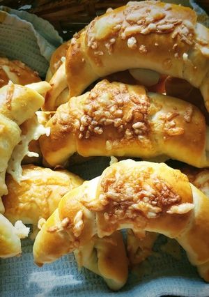 Sajtos kifli 🥖🥐🧀kelesztés nélkül ☕🫖 recept fotója