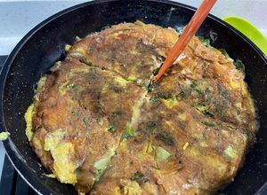 Una foto de Tortilla de lechuga rellena