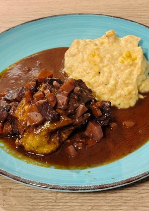Una foto de Guarnición de puré de patata con boniato y chirivía