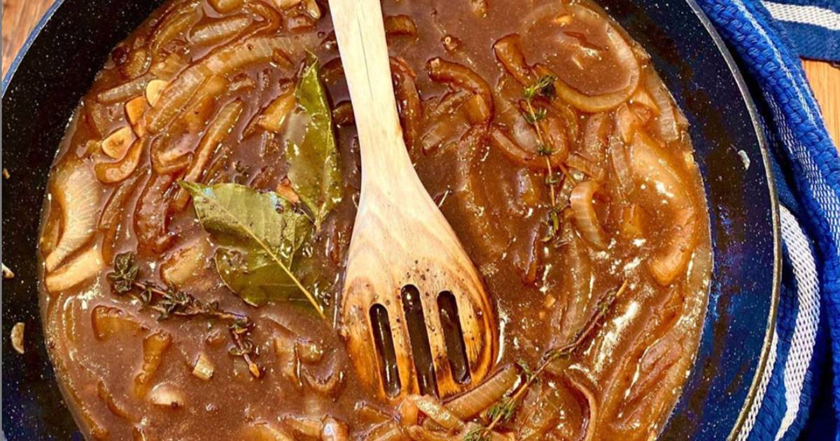 Best Onion Gravy EVER Recipe by chloemilb Cookpad