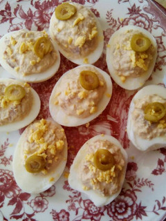 Una foto de Huevos rellenos