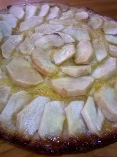 Una foto de Tarta muy simple de manzana con masa sin manteca