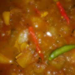 A picture of Aaloo parwal pumpkin curry.
