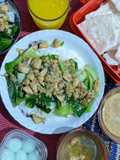 Ayam dadu pakcoy saus tiram
