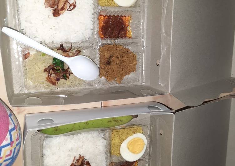 Cara Gampang Menyiapkan Nasi krawu ayam khas gresik yang Bikin Ngiler