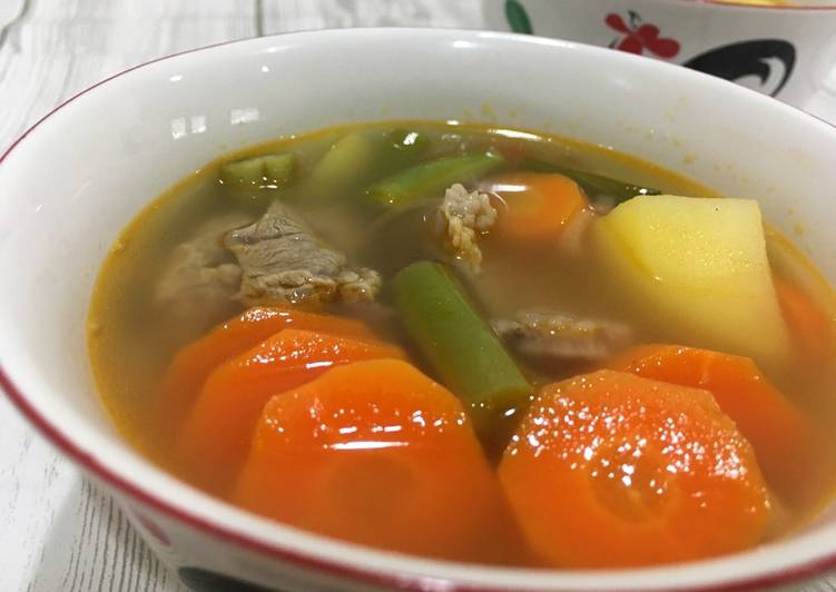 Sup daging sapi simple tapi enak, cocok buat pemula
