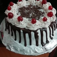 A picture of Vanilla with chocolate cake.