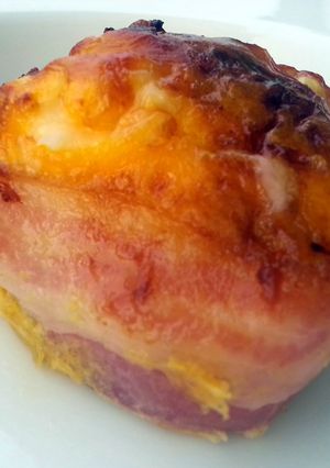 A picture of Bacon And Egg Muffin.