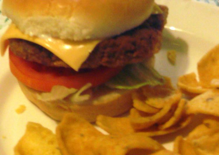 Simple Way to Make Any-night-of-the-week Chickpea &amp;Salmon Patty burgers