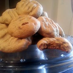 A picture of Date Walnut Orange cookies.