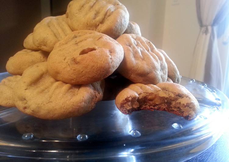 Recipe of Speedy Date Walnut Orange cookies