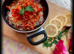 A picture of Chicken 65 biryani.