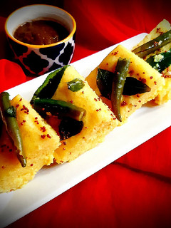 A picture of Khaman Dhokla.