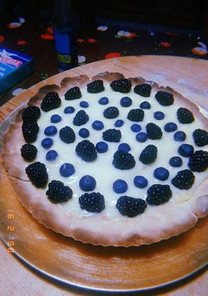 Foto di Crostata Crema chantilly,more e mirtilli 💫