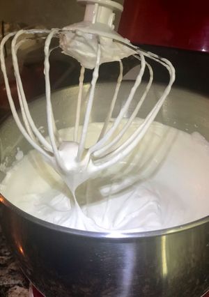 Una foto de Merengue suizo con tips!👌👩‍🍳