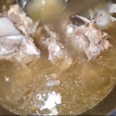 A picture of Bone broth.