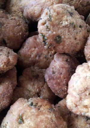 A picture of Mathri ( Indian Savoury Snack).