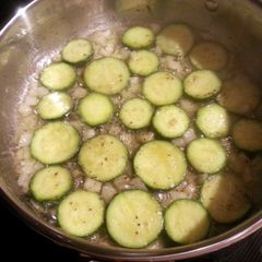 A picture of taisen's fried zucchini.